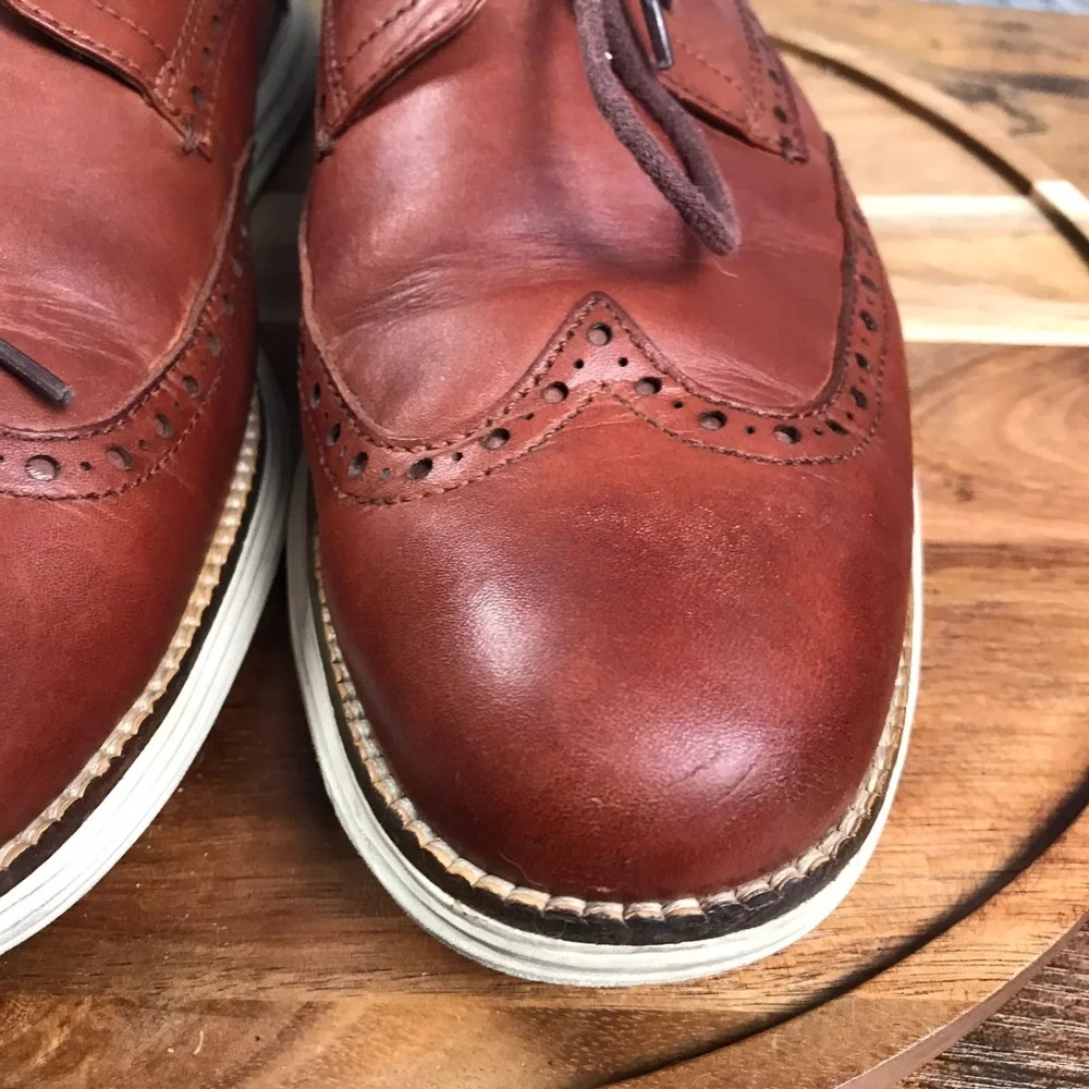 Cole Haan Original Grand Wingtip Oxford Mens 9.5M Brown Leather Derby Dress Shoe